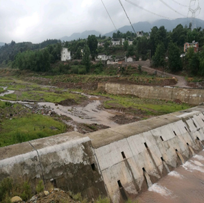 常青泵站二期土建工程穿堤部分，消力池